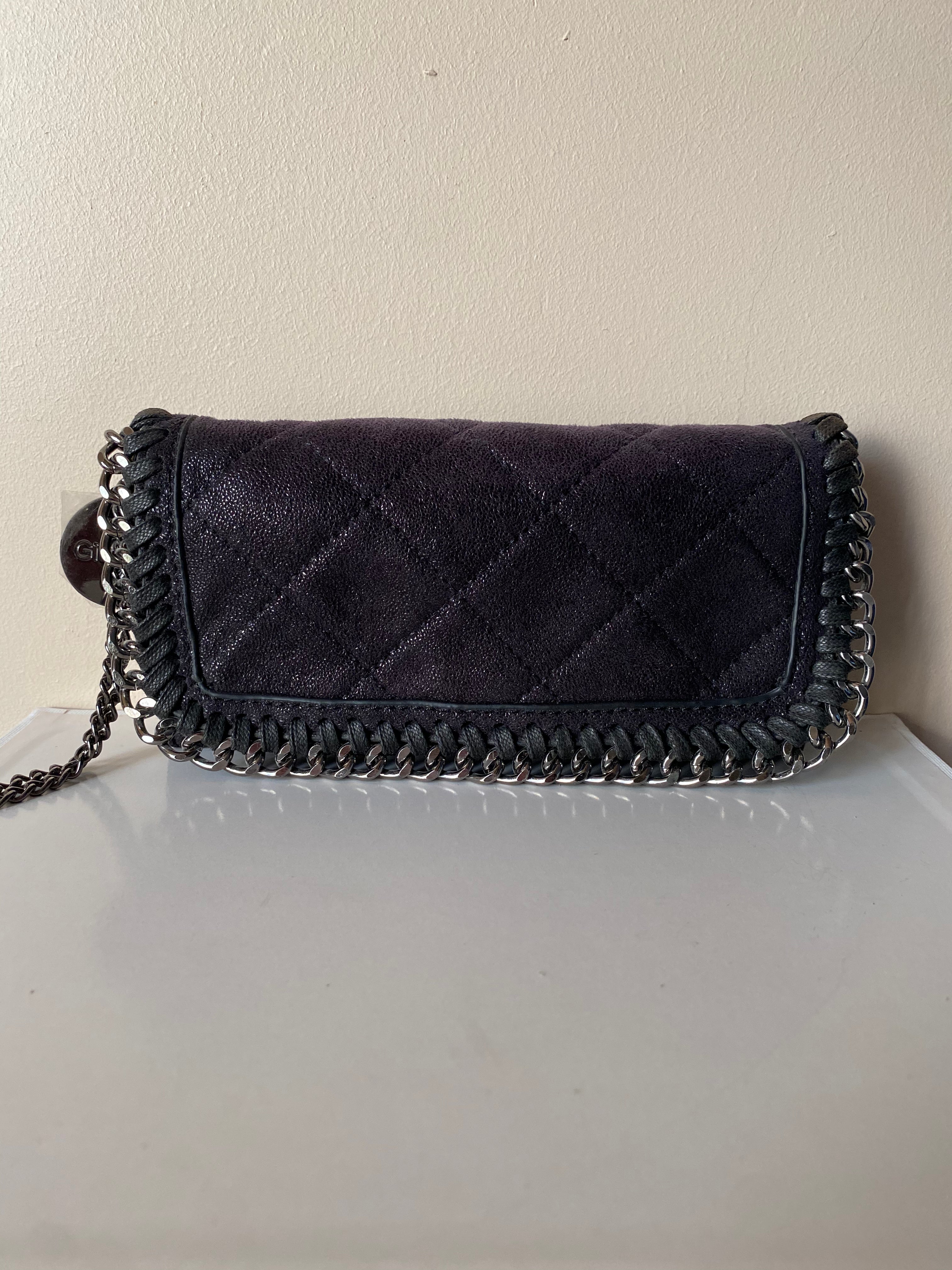 Zwart suede clutch