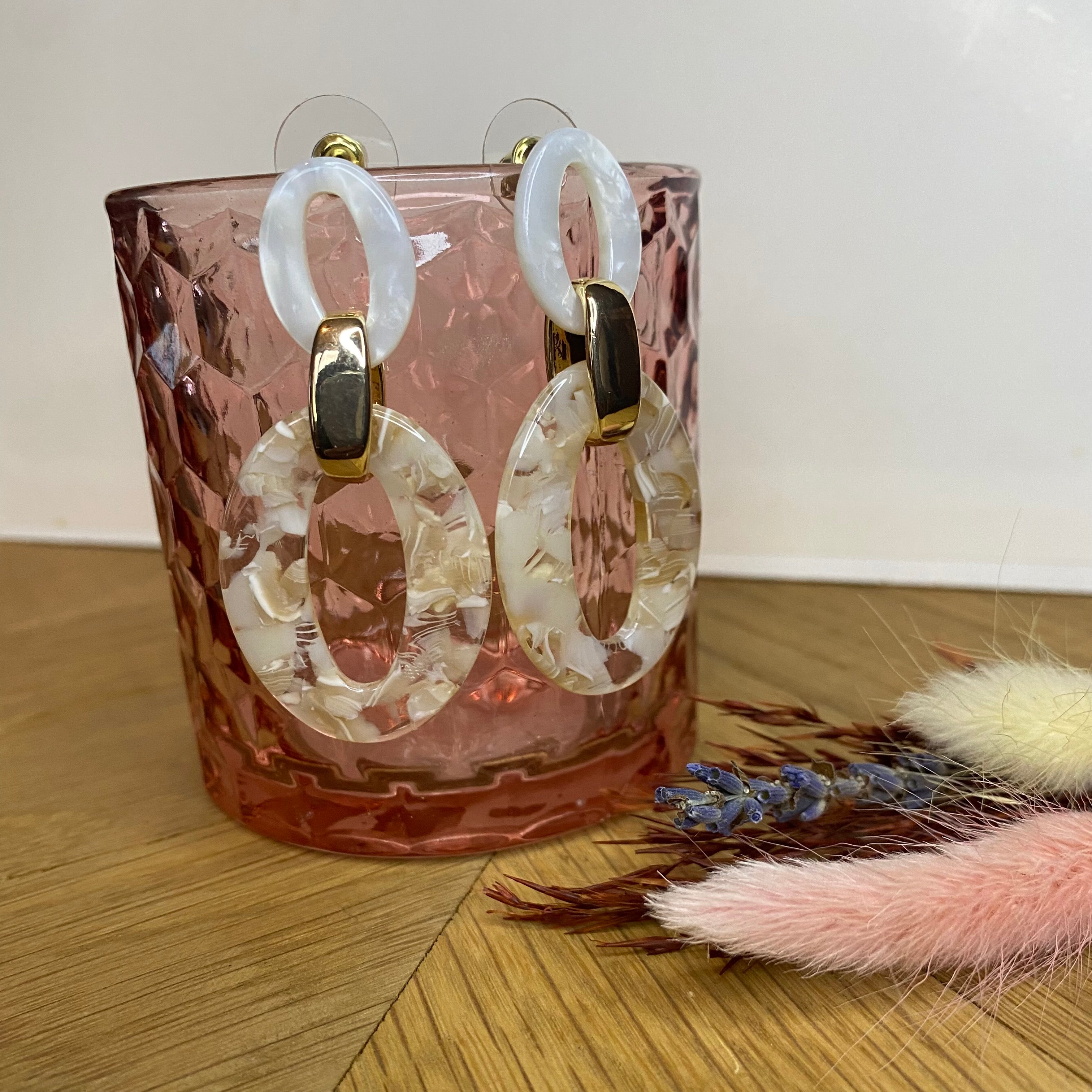 Oorbellen Resin beige